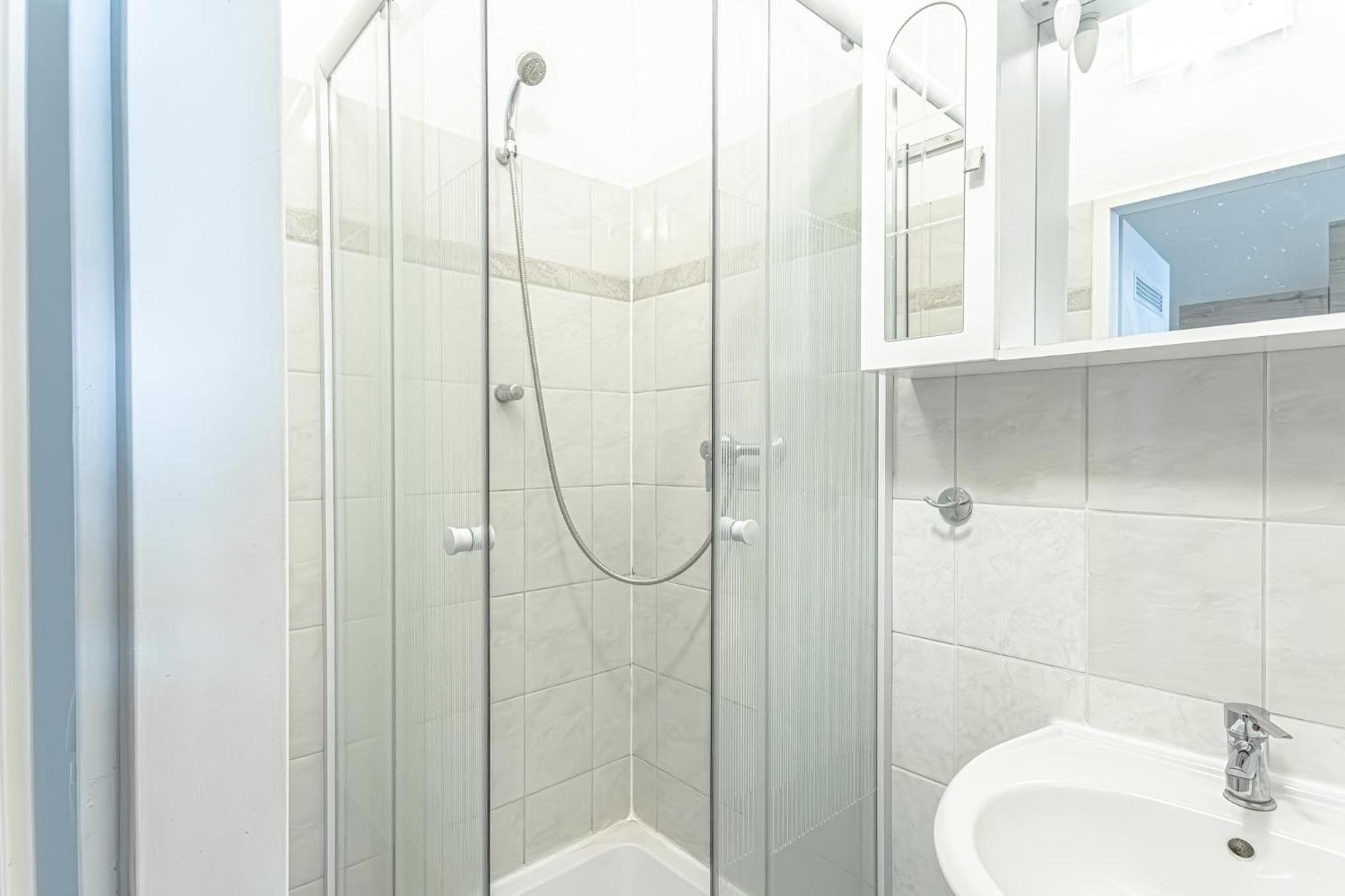 Explore Vienna 2Br And 1Lr Retreat Near Westbahnhof Kültér fotó